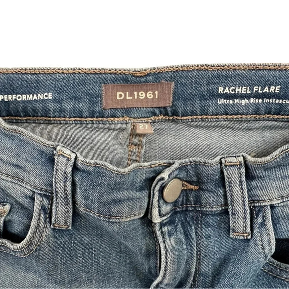 DL1961 NWT Rachel Flare ultra high rise frayed hem - Picture 3 of 4